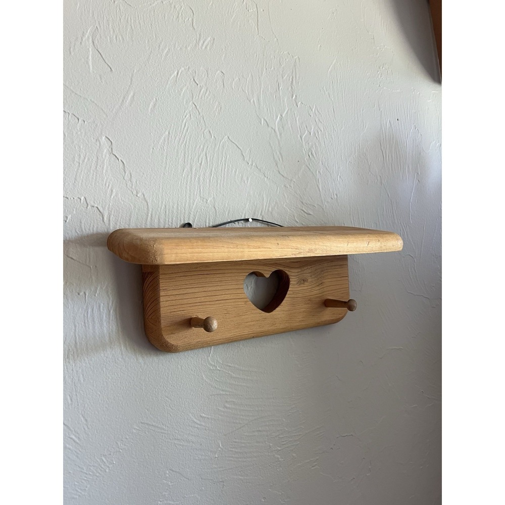 Heart Cut Out Wood Shelf Small Trinket Wall Hanging Peg Board Cottagecore Vtg - Picture 5 of 12
